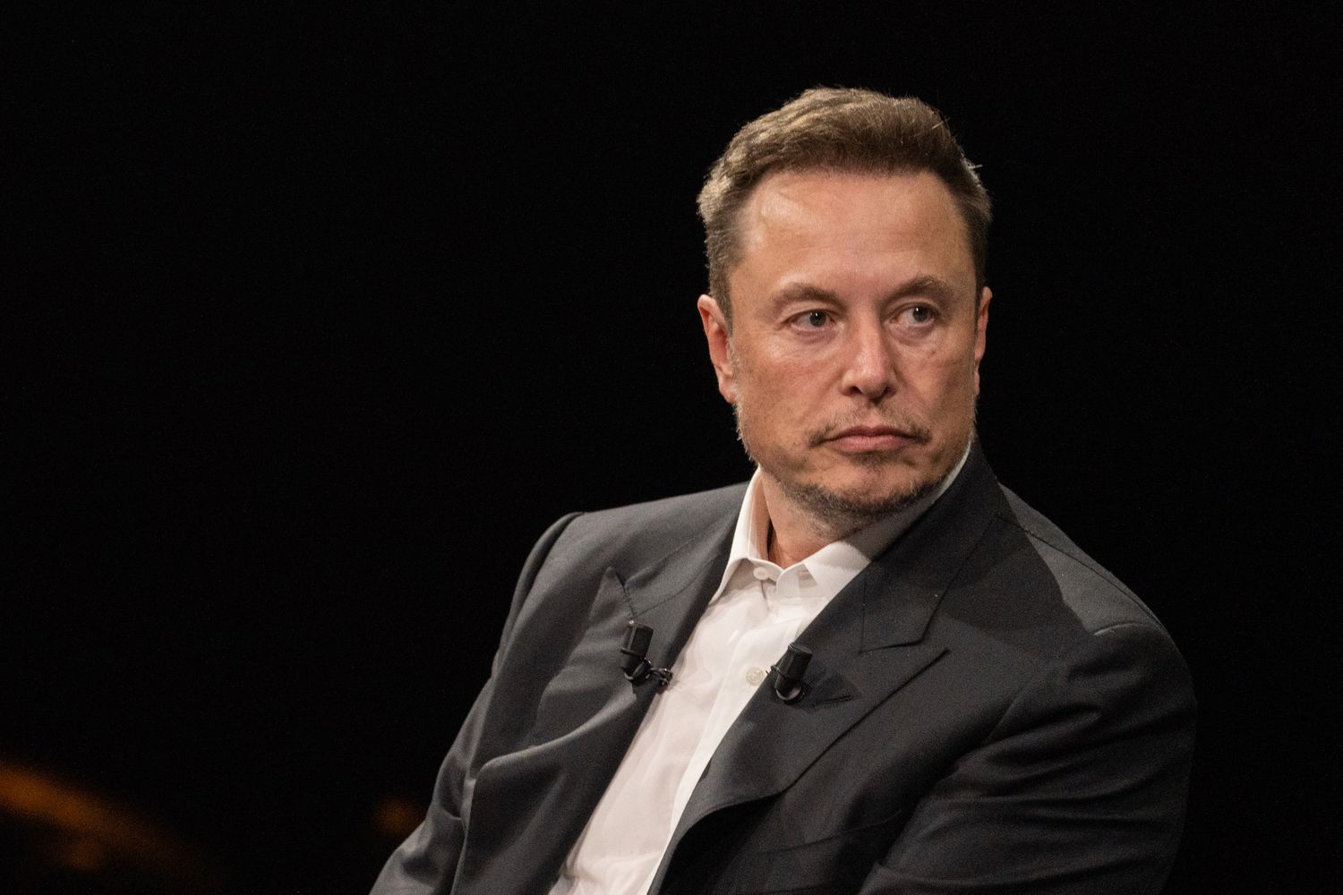 Musk denies fundraising as xAI eyes supercluster growth