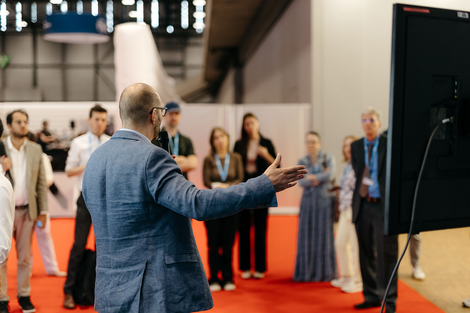  Crowd, Person, Adult, Male, Man, Audience, Clothing, Coat, Formal Wear, Suit, Speech, Footwear, Shoe, Face, Head, FORG1VEN, Kyle Busch, Patrik Berglund