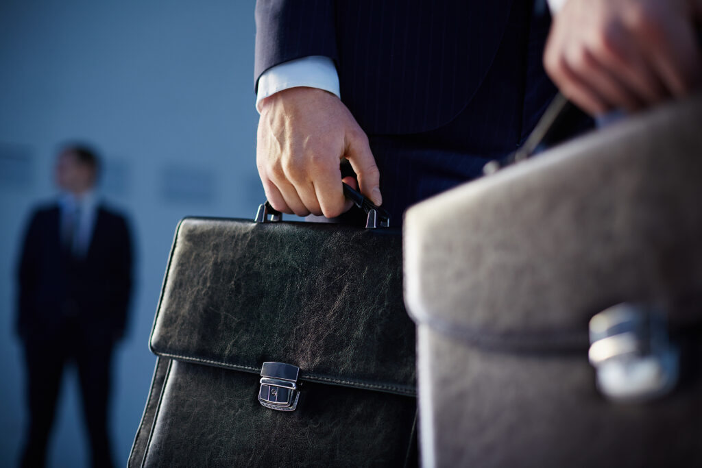 The FBI has warned of a new fraud where con artists pose as lawyers to steal money from previous crypto scam victims, using fake documents and websites.