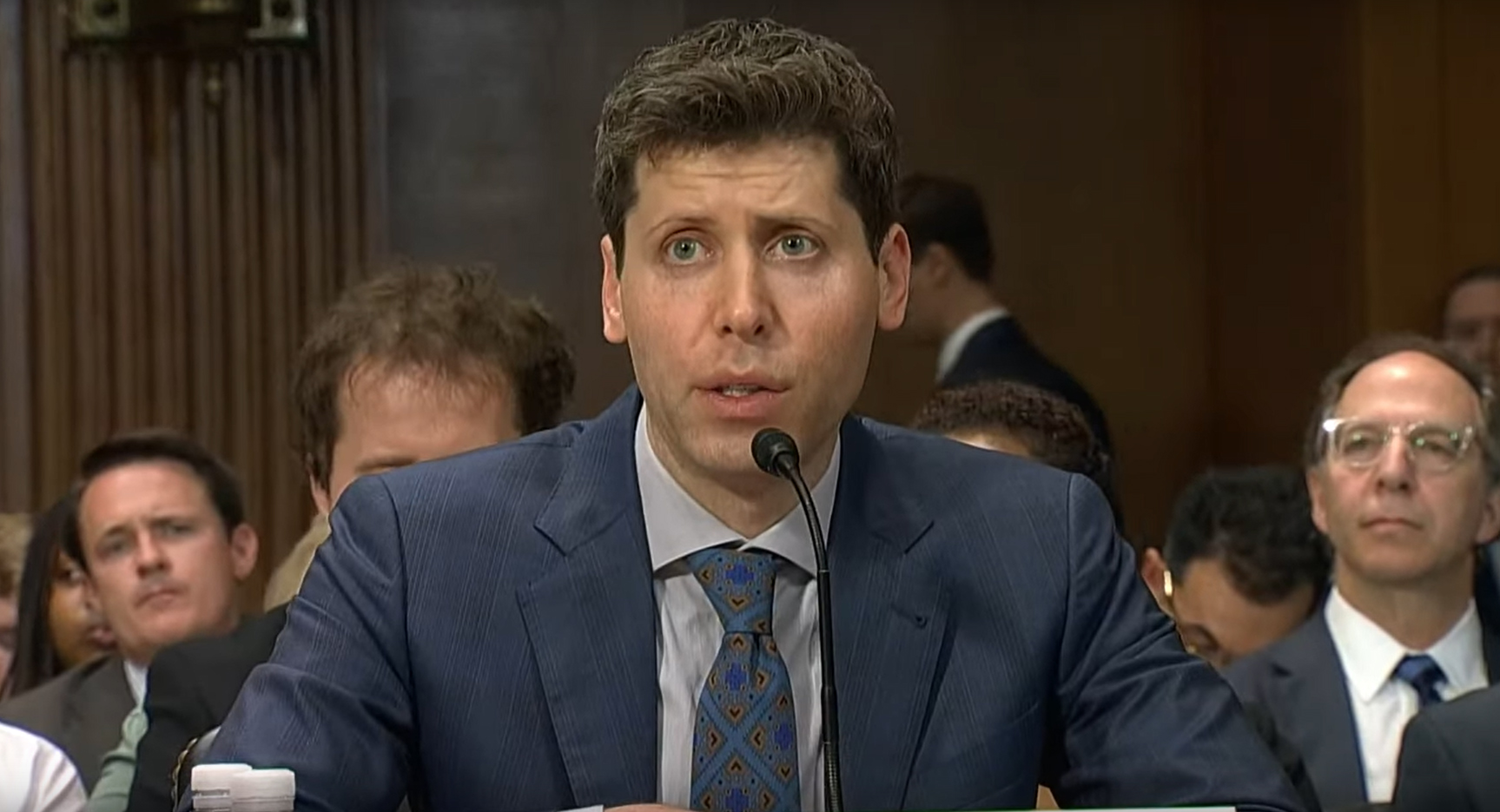 Social media authenticity questioned as Altman points to bot-like behaviour
