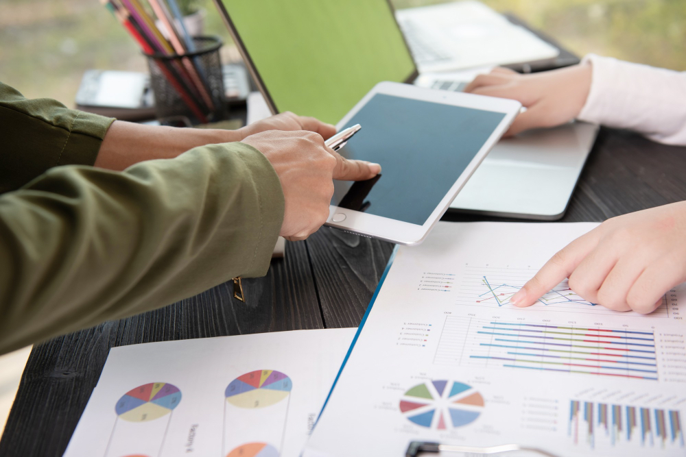 Investment portfolios now hold 7% in digital assets, projected to reach 16% by 2028, with cryptocurrencies like Bitcoin leading returns.