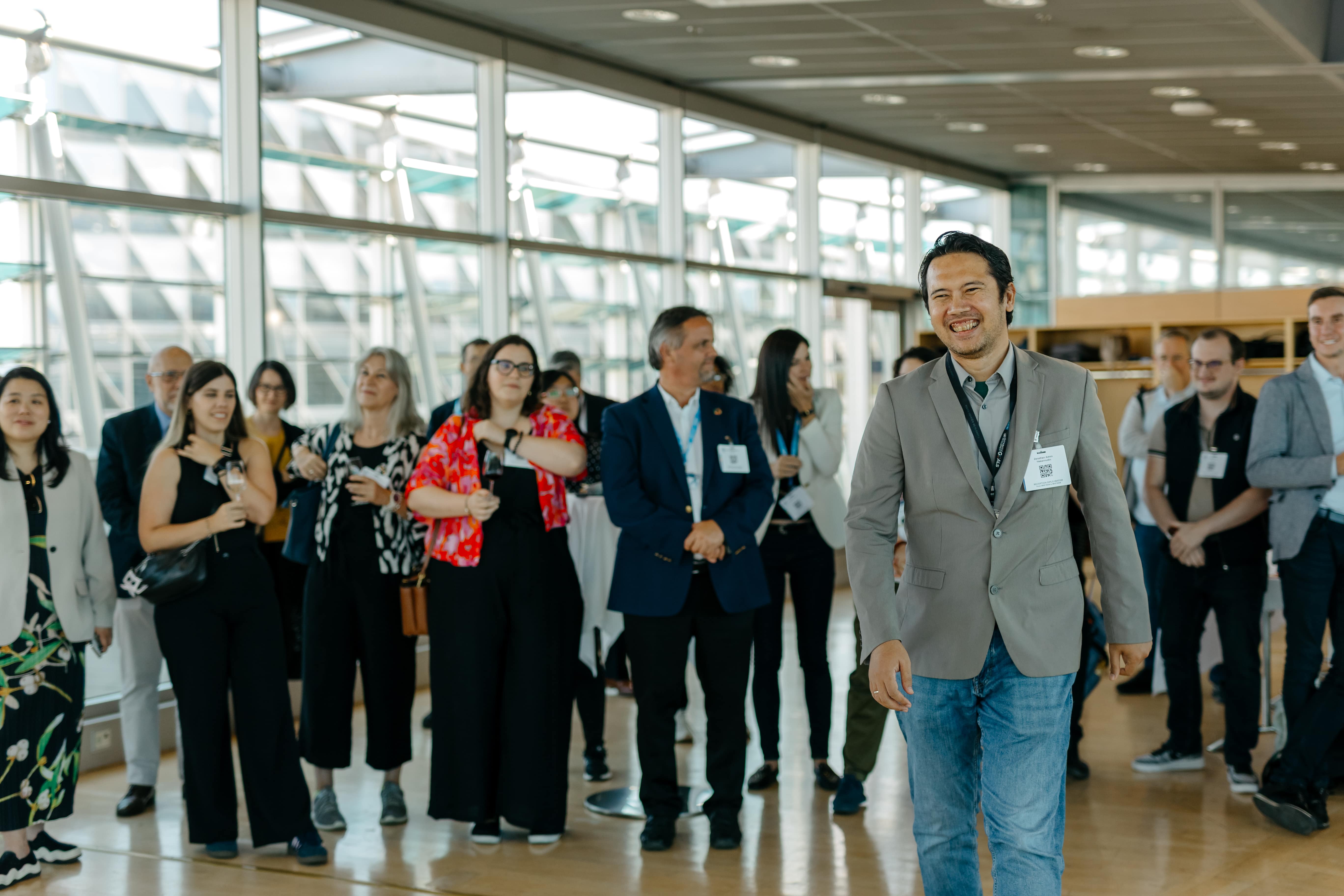 LAZA2131-min Adult, Female, Person, Woman, Groupshot, Male, Man, Accessories, Bag, Handbag, Glasses, Clothing, Footwear, Shoe, Pants, Airport, Coat, People, Belt, Face, Head, Rachel Kramer Bussel, Lars Feld, Ayla Algan, Tan Zhongyi, Ramakrishna