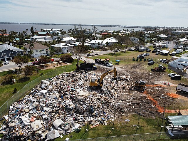 Transportation, Truck, Vehicle, Car, Architecture, Building, Bulldozer, Machine, Garbage