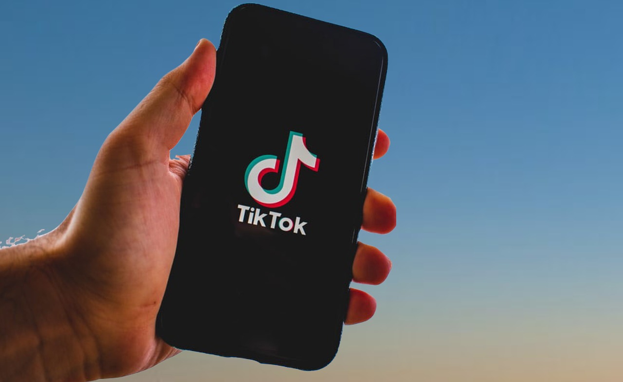 TikTok restructures operations for US market