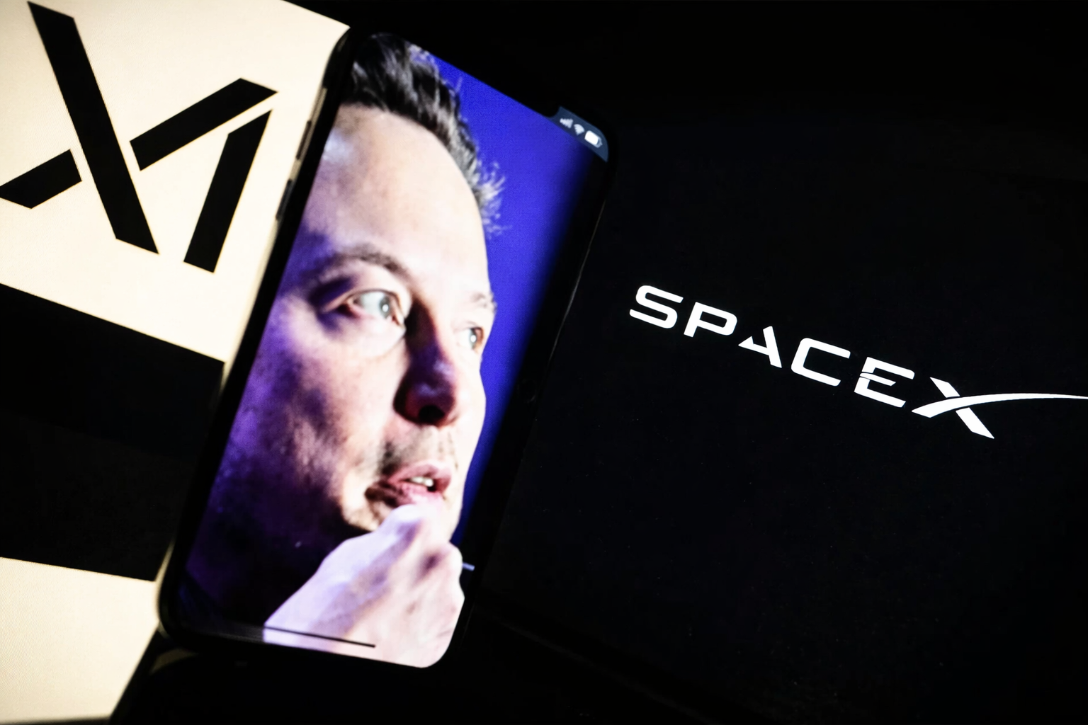 SpaceX plans raise fears over AI monopoly
